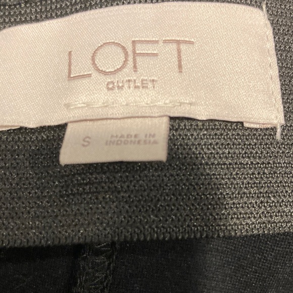 LOFT Black Skater Skirt - Picture 3 of 3